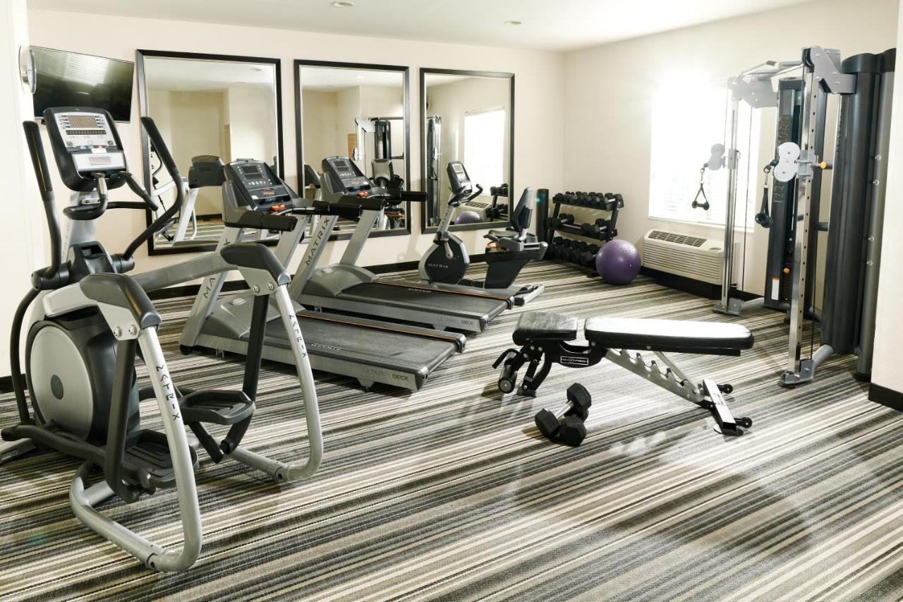 Candlewood Suites Midland By Ihg Экстерьер фото