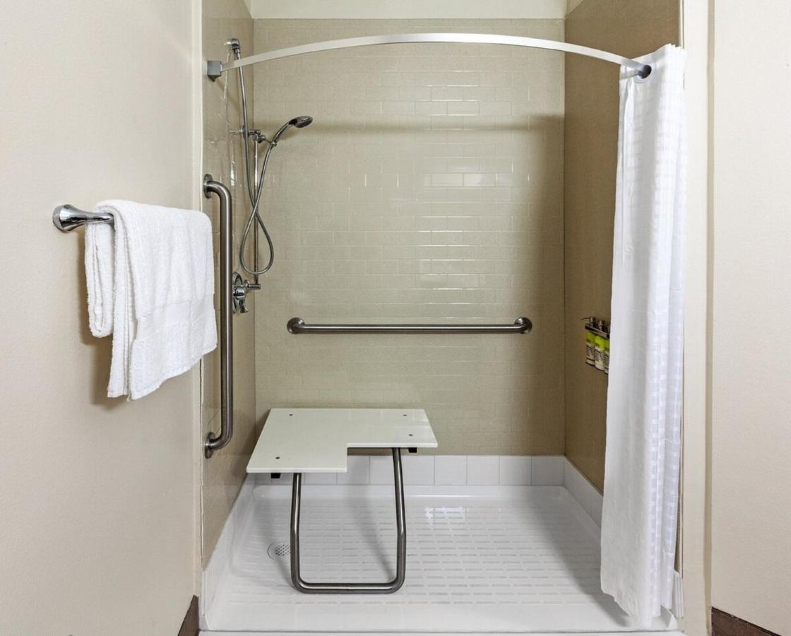 Candlewood Suites Midland By Ihg Экстерьер фото